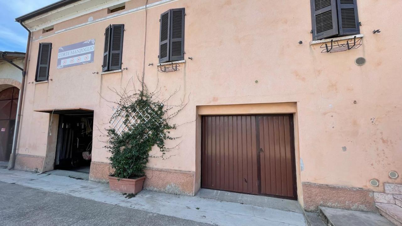 Agriturismo Corte Manzoglio Gazzuolo 外观 照片