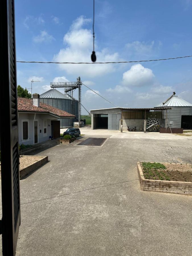Agriturismo Corte Manzoglio Gazzuolo 外观 照片